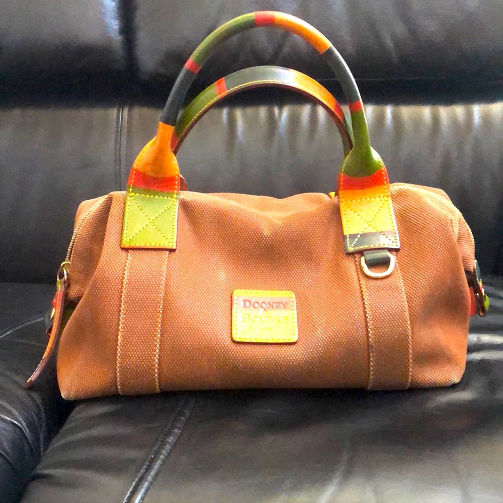 Dooney hand bag